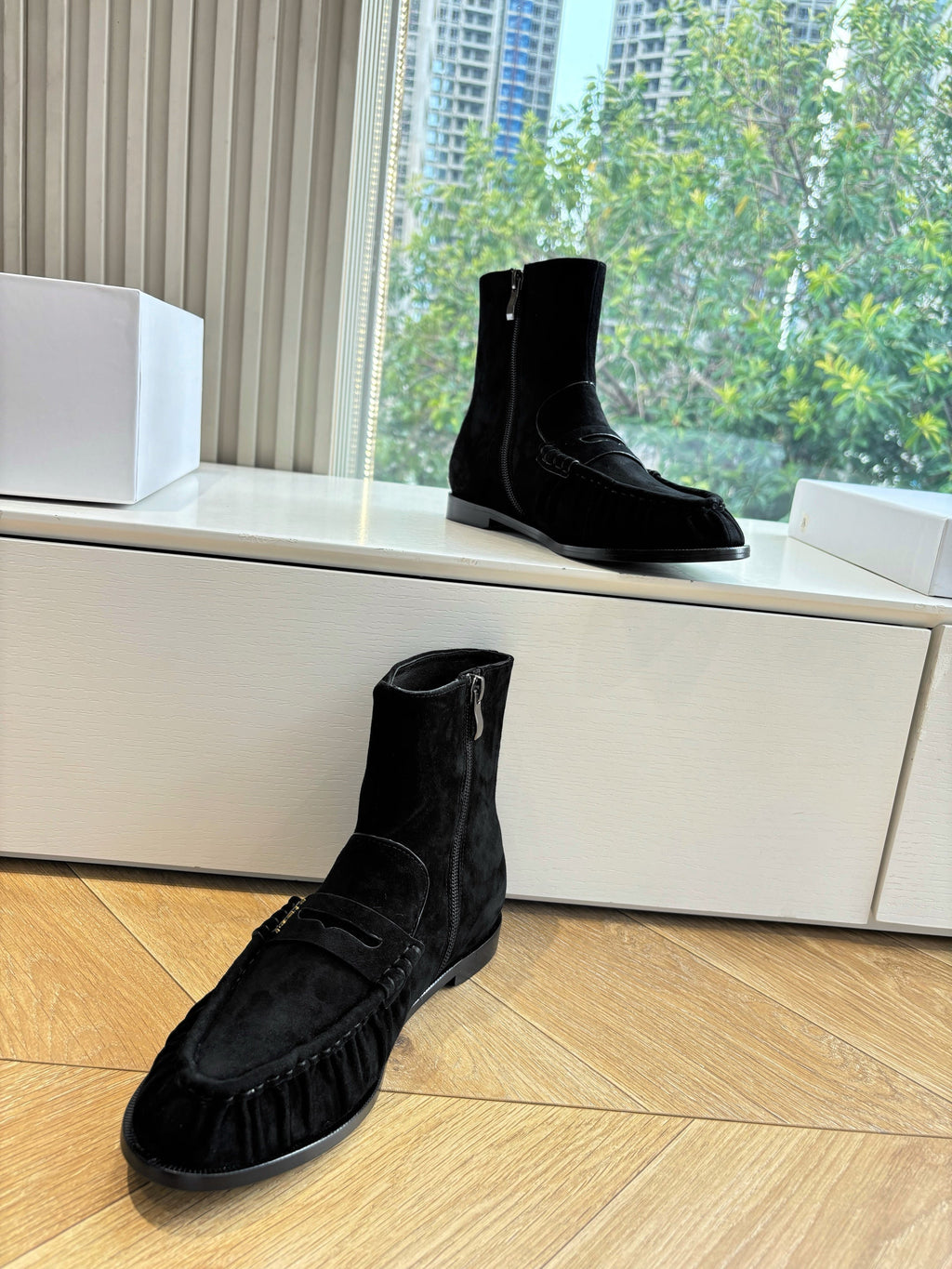 YSL 25S ANKLE FLAT BOOTS IN BLACK SUEDE WITH SIDE ZIPPER