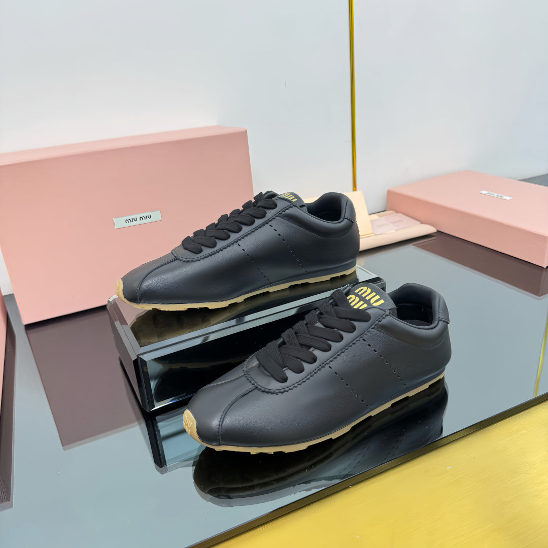 PLUME NAPPA SNEAKERS IN BLACK CALFSKIN