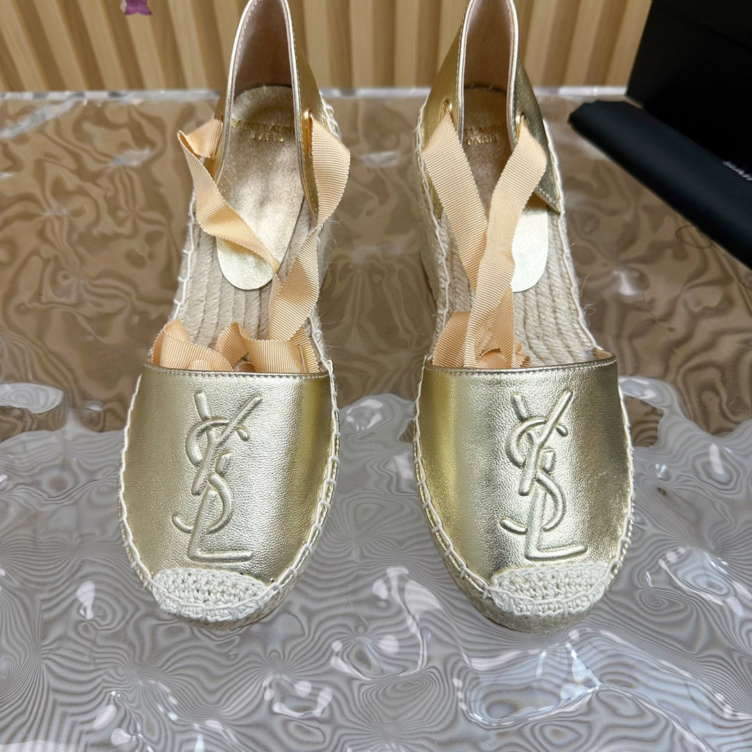 SL WEDGE SANDALS METALLIC GOLD CALFSKIN AND STRAW