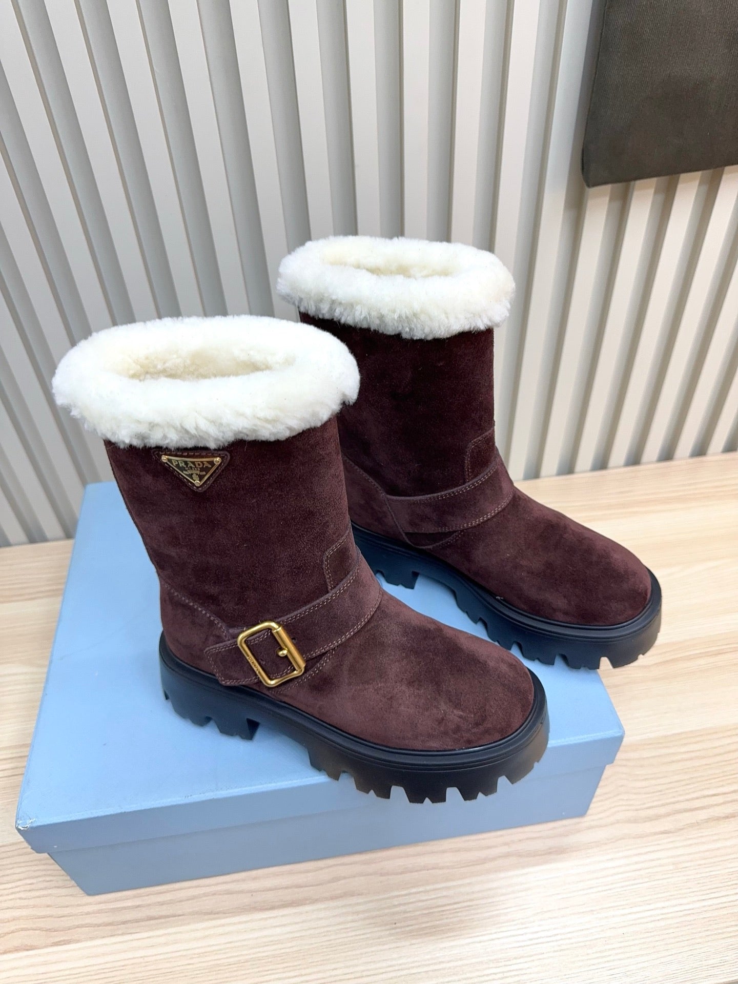 PRADA 25S MARTIN BOOTS IN RK BURGUNDY BROWN SUEDE FUR-LINED