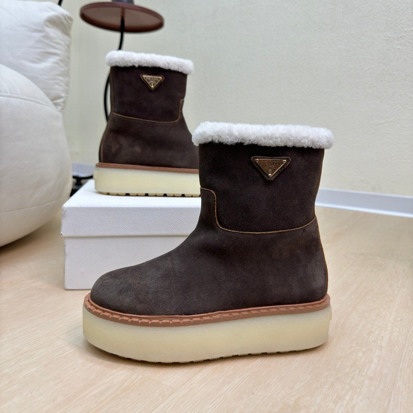 PRADA SUEDE BOOTS RK BROWN WITH SHEARLING LINING AND RUBBER FLATFORM SOLE
